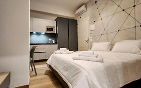 B&B Marconi 49